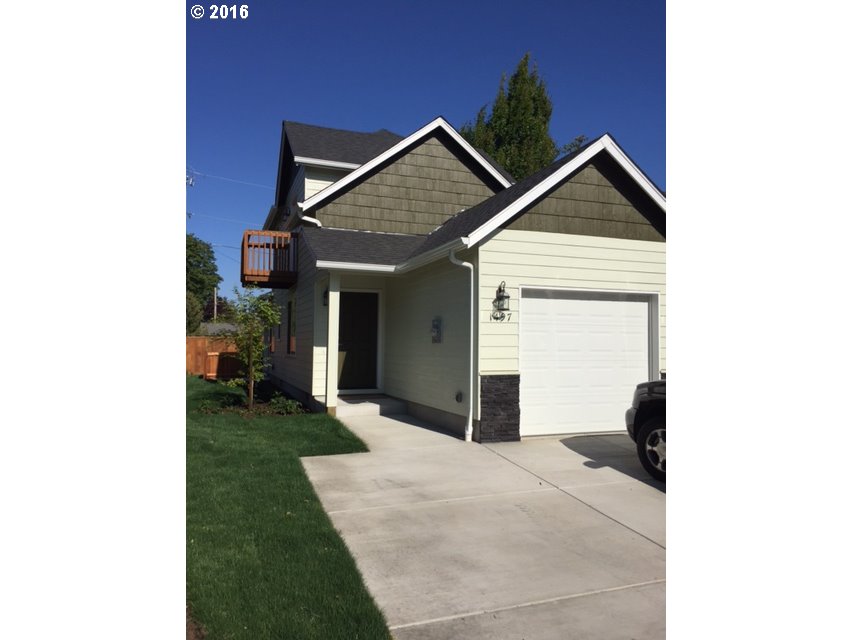 1497 Escalante St, Eugene, OR 97404 photo 1