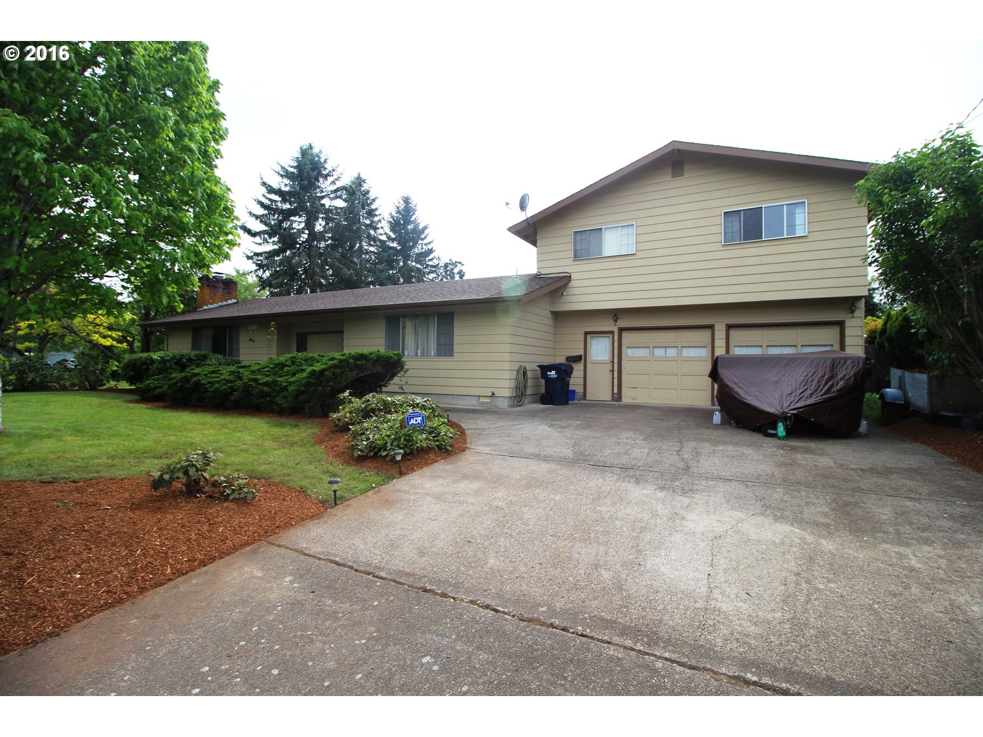 3314 Palace St, Eugene, OR 97404 photo 1