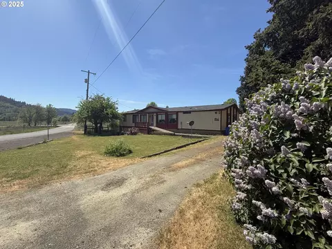 5189 Strickland Canyon Rd, Roseburg, OR 97471