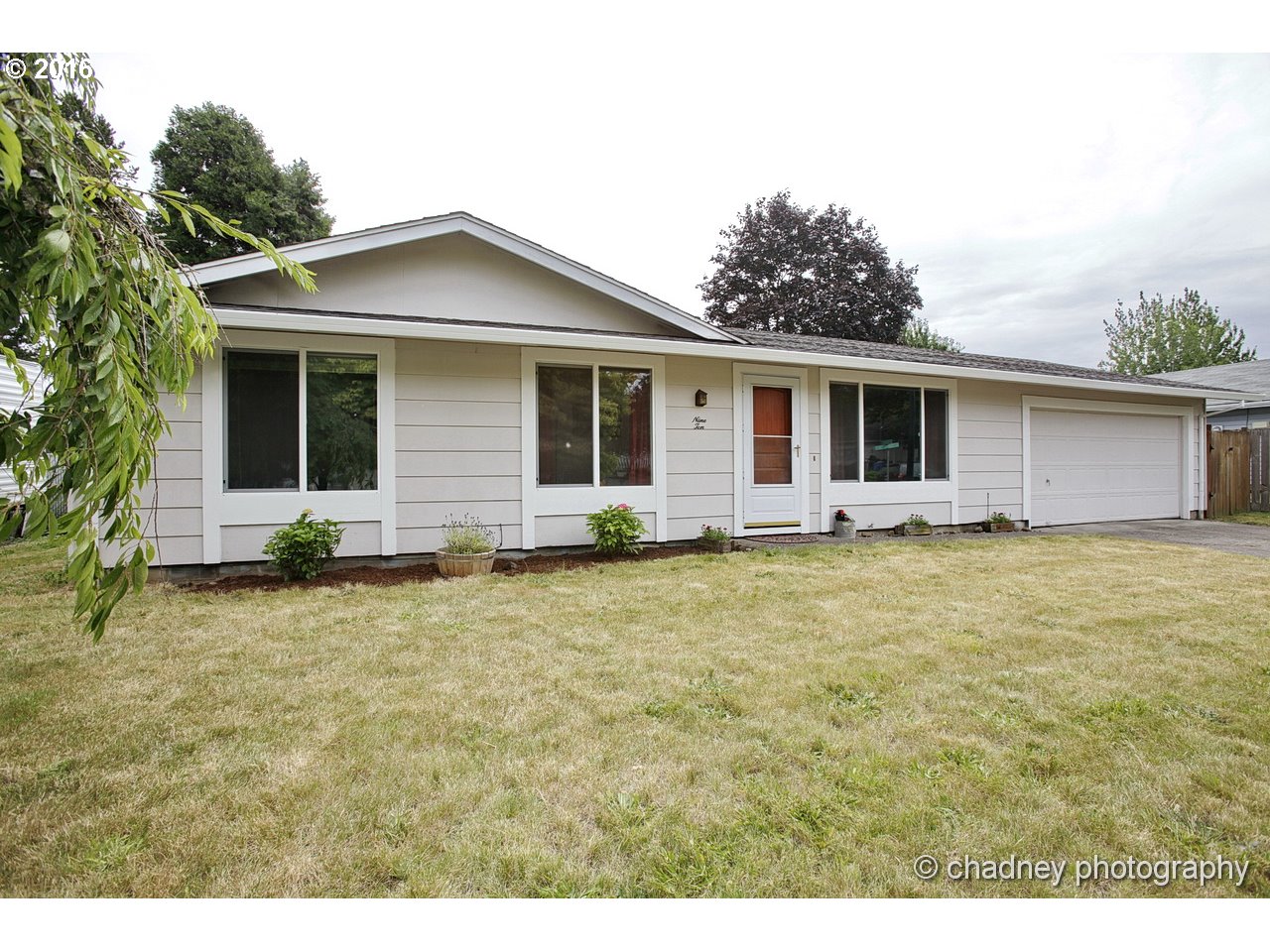 910 NE 23rd St, Gresham, OR 97030 photo 1