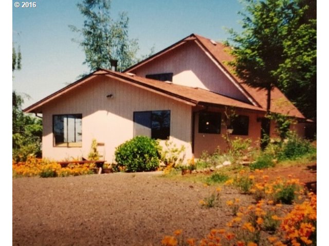 Undisclosed, Silverton, OR 97381 photo 1