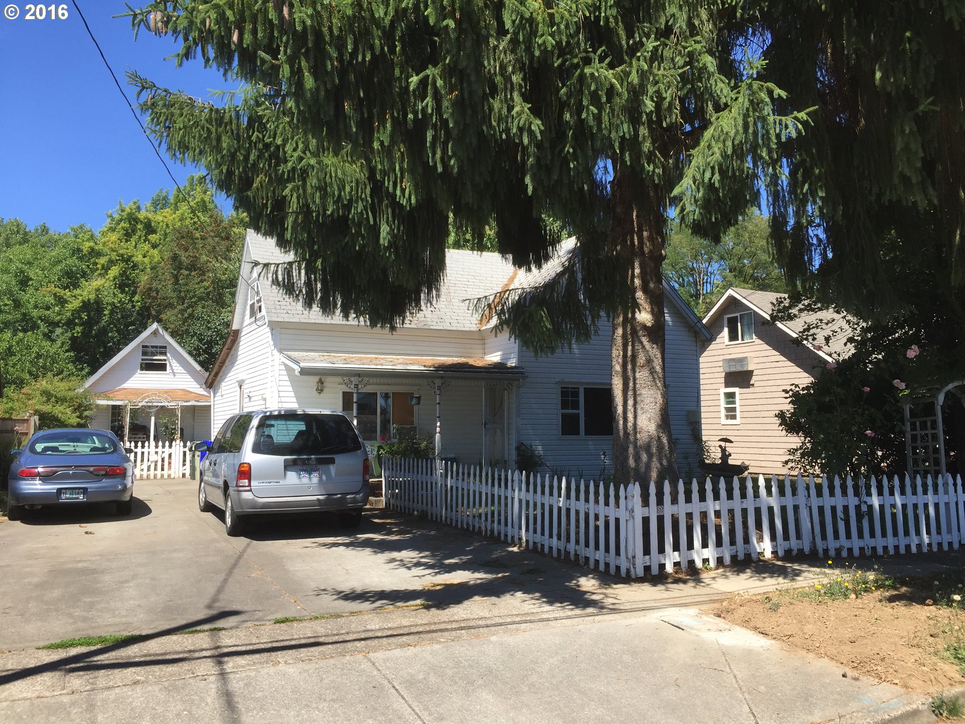 1070 N Clark St, Cornelius, OR 97113 photo 1