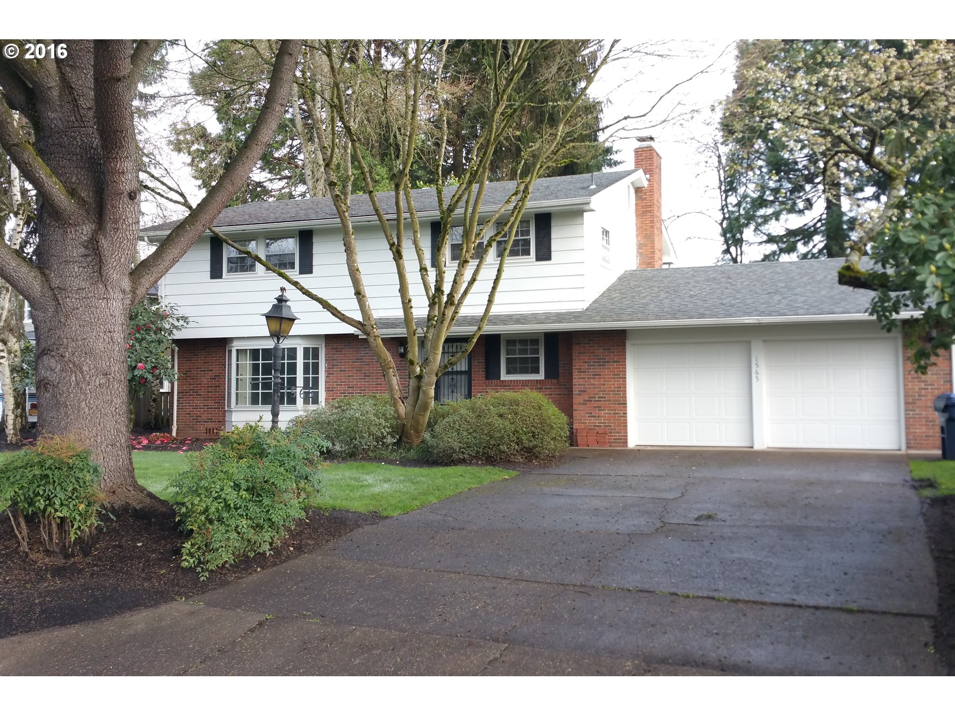 1565 Flintridge Ave, Eugene, OR 97401 photo 1