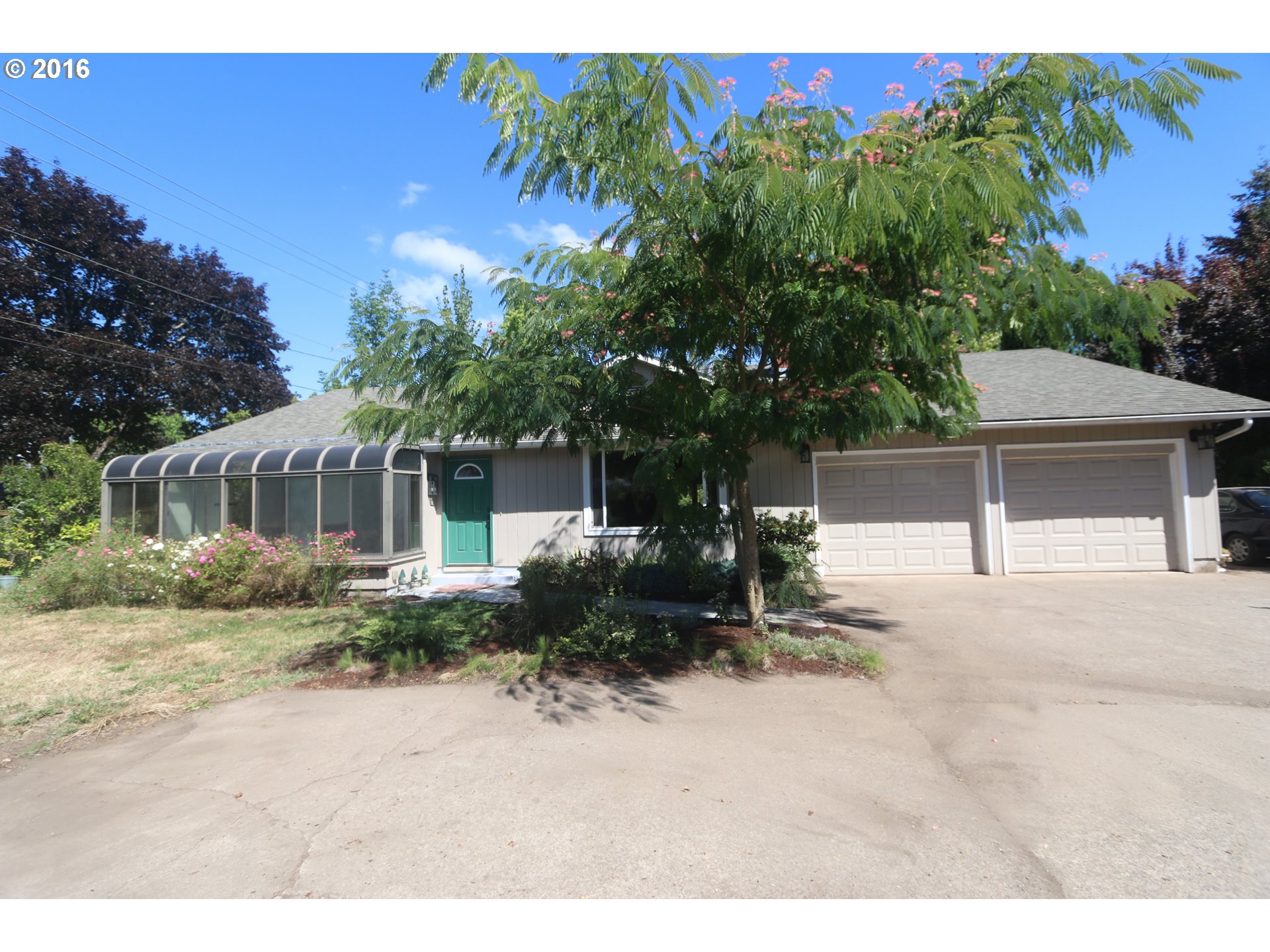 1797 Monterey Ln, Eugene, OR 97401 photo 1