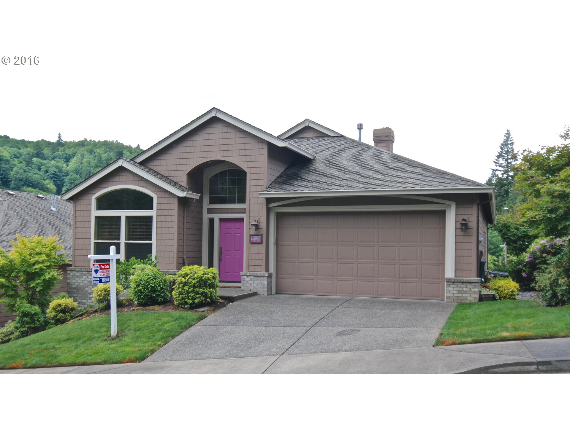 686 SE 38th Dr, Gresham, OR 97080 photo 1