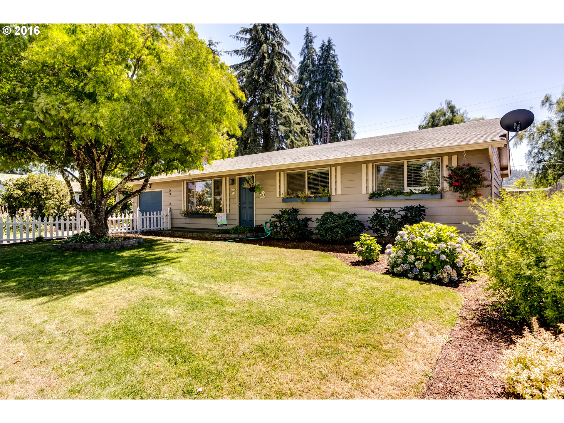 5915 G St, Springfield, OR 97478 photo 1