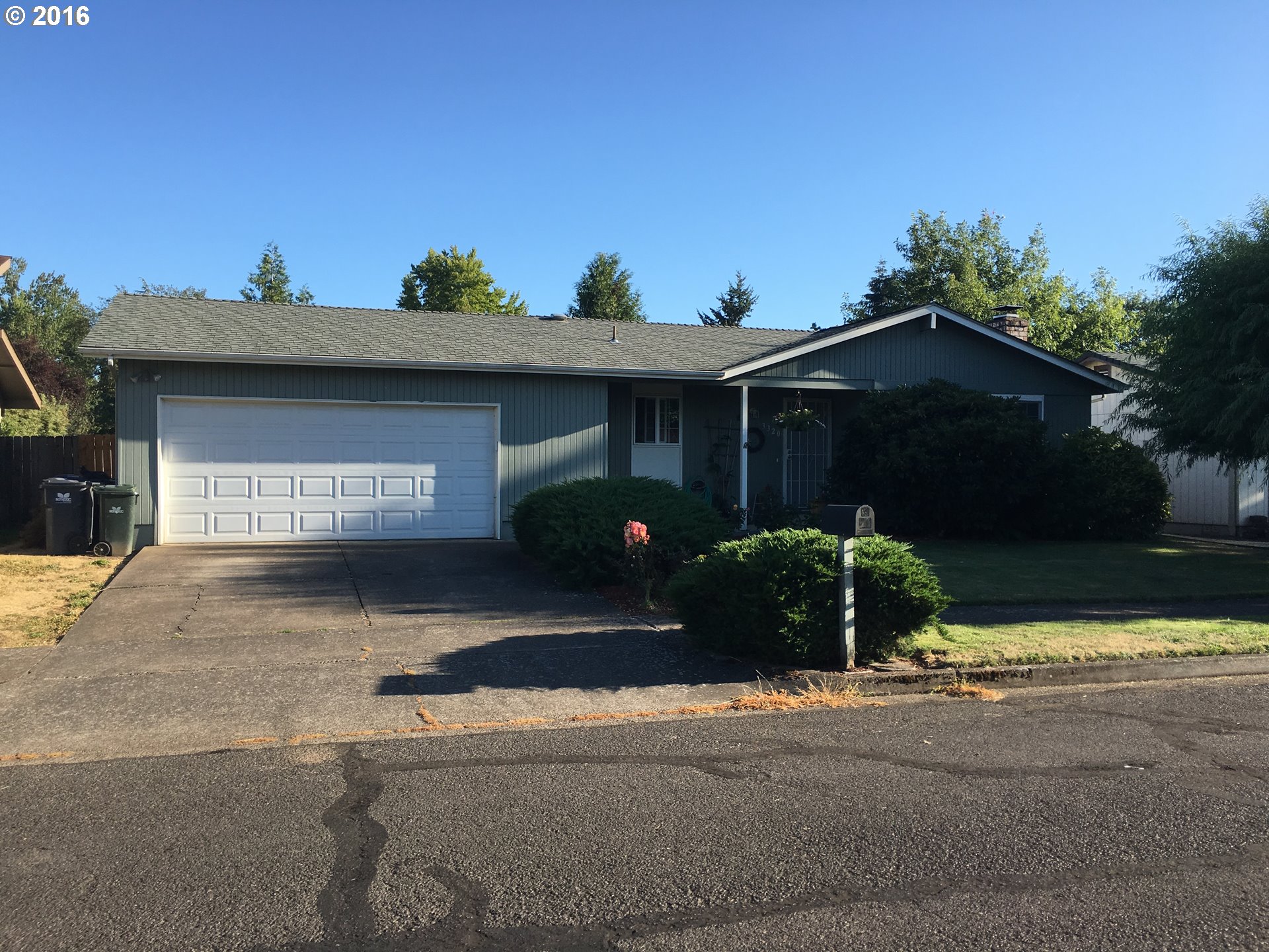 3320 W 13th Ave, Eugene, OR 97402 photo 1