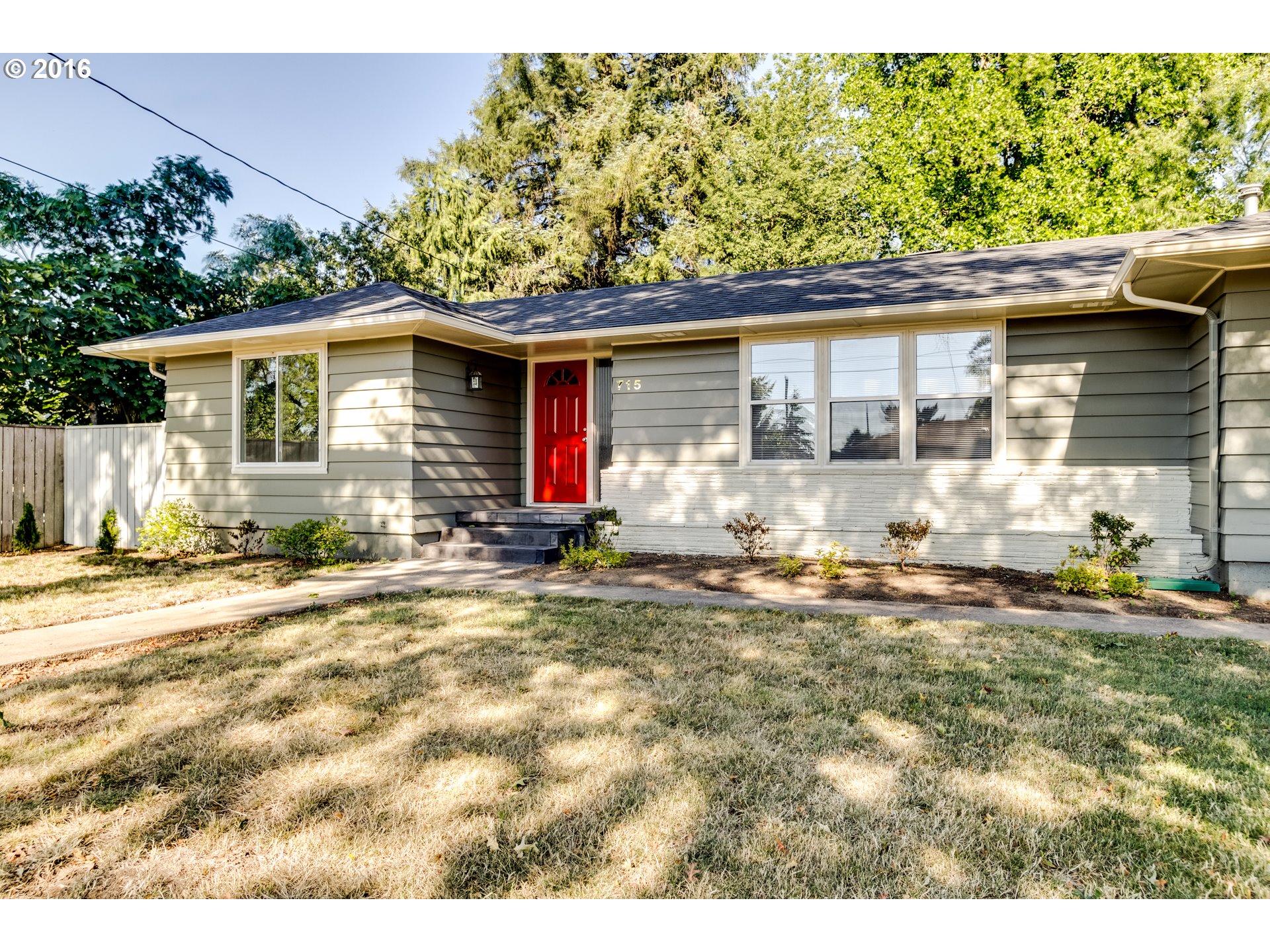 715 Mountain View St, Eugene, OR 97401 photo 1