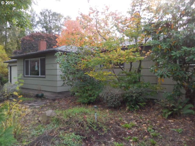 152 E Hatton Ave, Eugene, OR 97404 photo 1