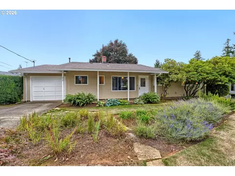 214 Park Dr, Oregon City, OR 97045