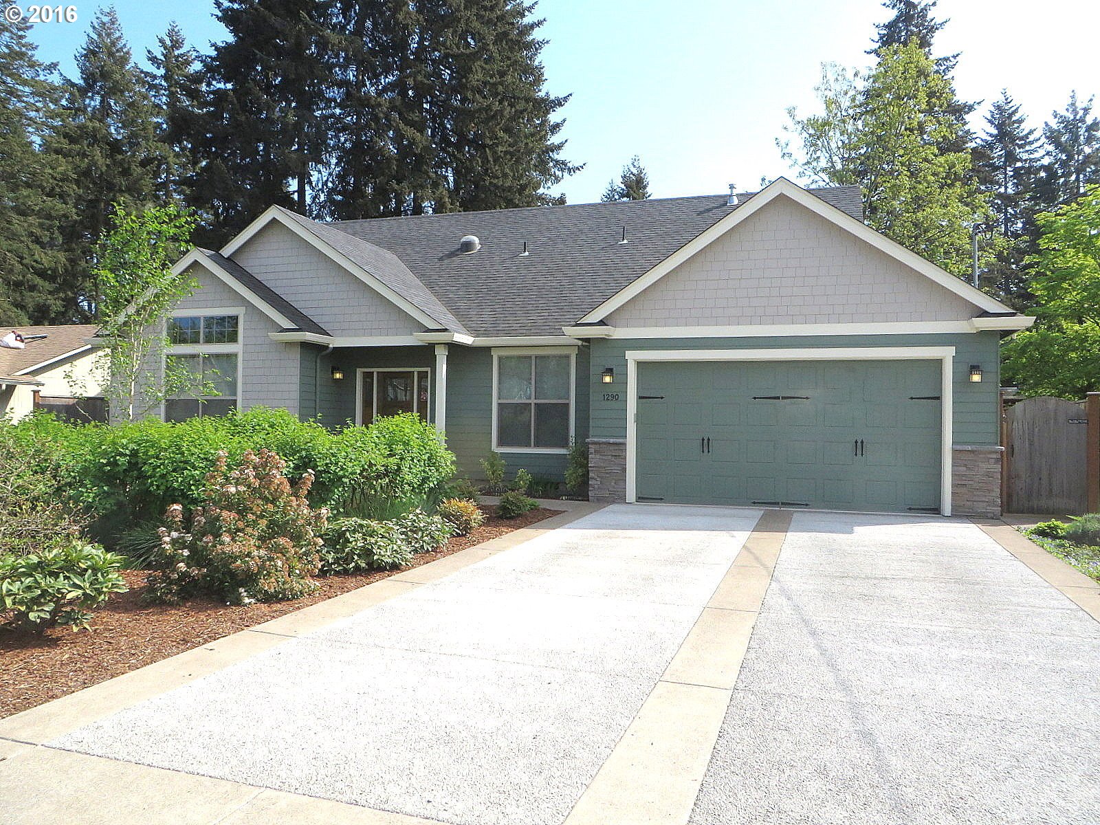 1290 Bond Ln, Eugene, OR 97401 photo 1