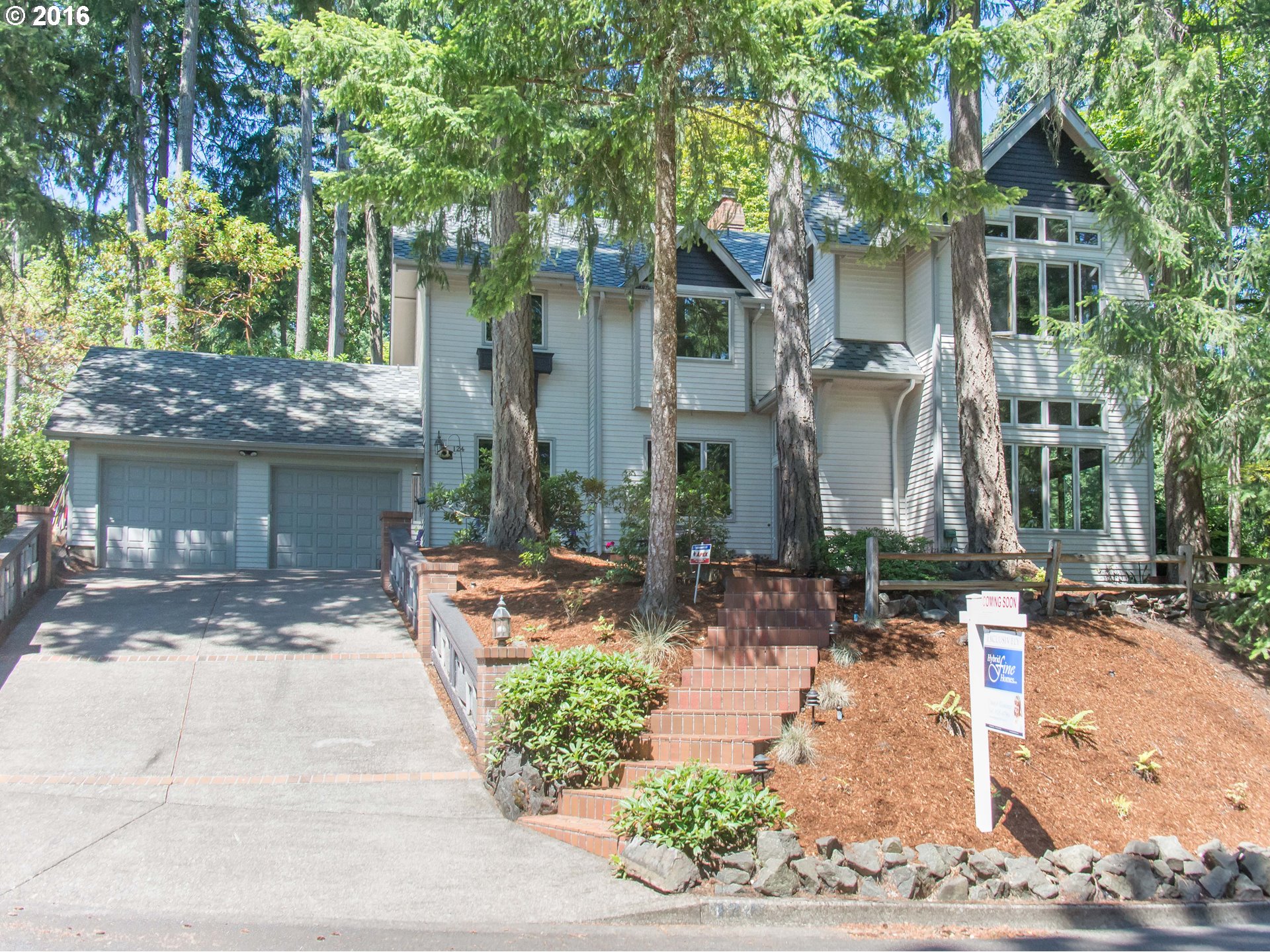 124 Spencers Crest Dr, Eugene, OR 97405 photo 1