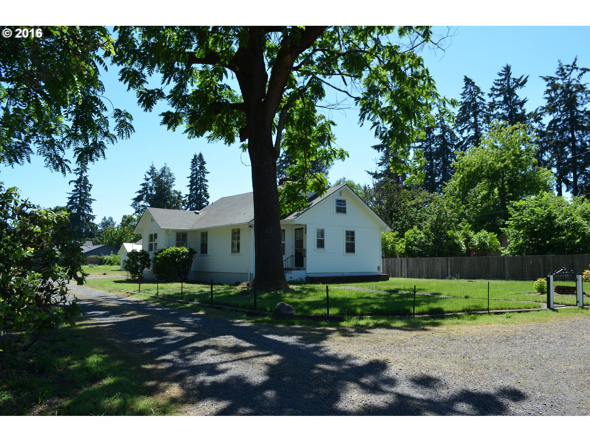 490 Horn Ln, Eugene, OR 97404 photo 1