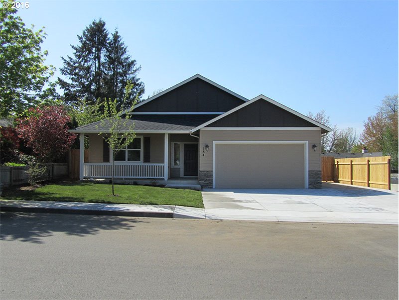 184 75th St, Springfield, OR 97478 photo 1