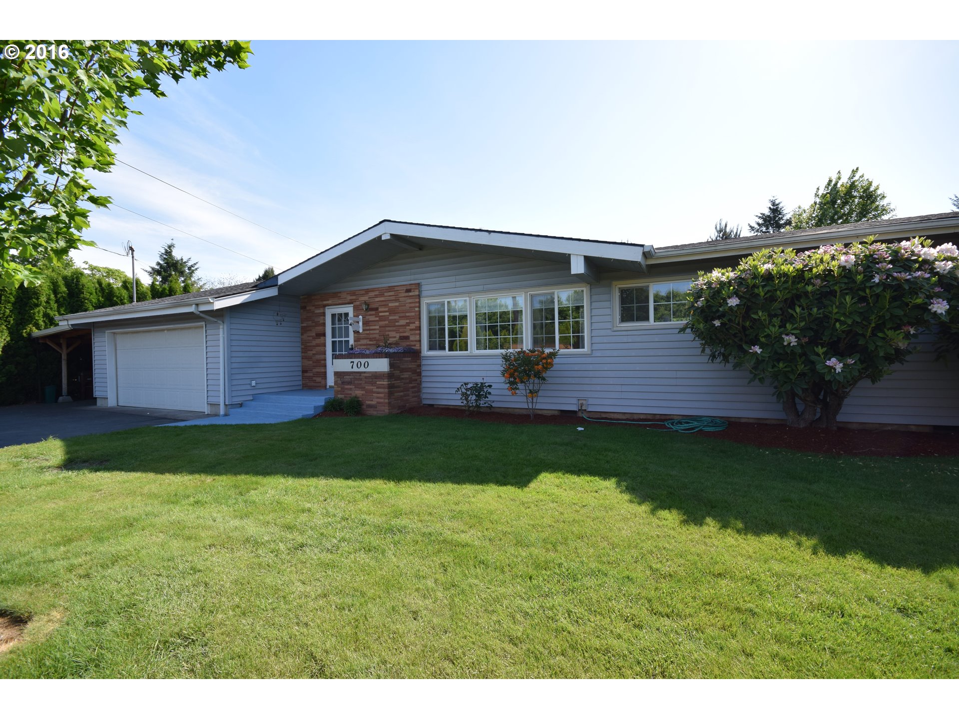 700 SE Kane Dr, Gresham, OR 97080 photo 1