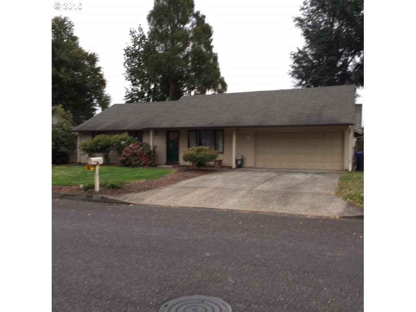 670 NE 22nd St, Gresham, OR 97030 photo 1