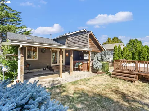 Exterior - 1536 SE Condor Ave, Gresham, OR 97080 photo 7 of 8