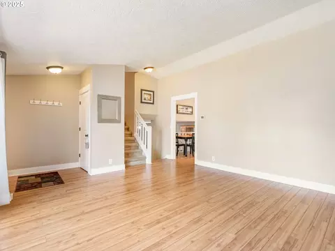 Living - 1536 SE Condor Ave, Gresham, OR 97080 photo 4 of 8