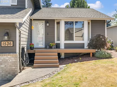 Exterior - 1536 SE Condor Ave, Gresham, OR 97080 photo 3 of 8