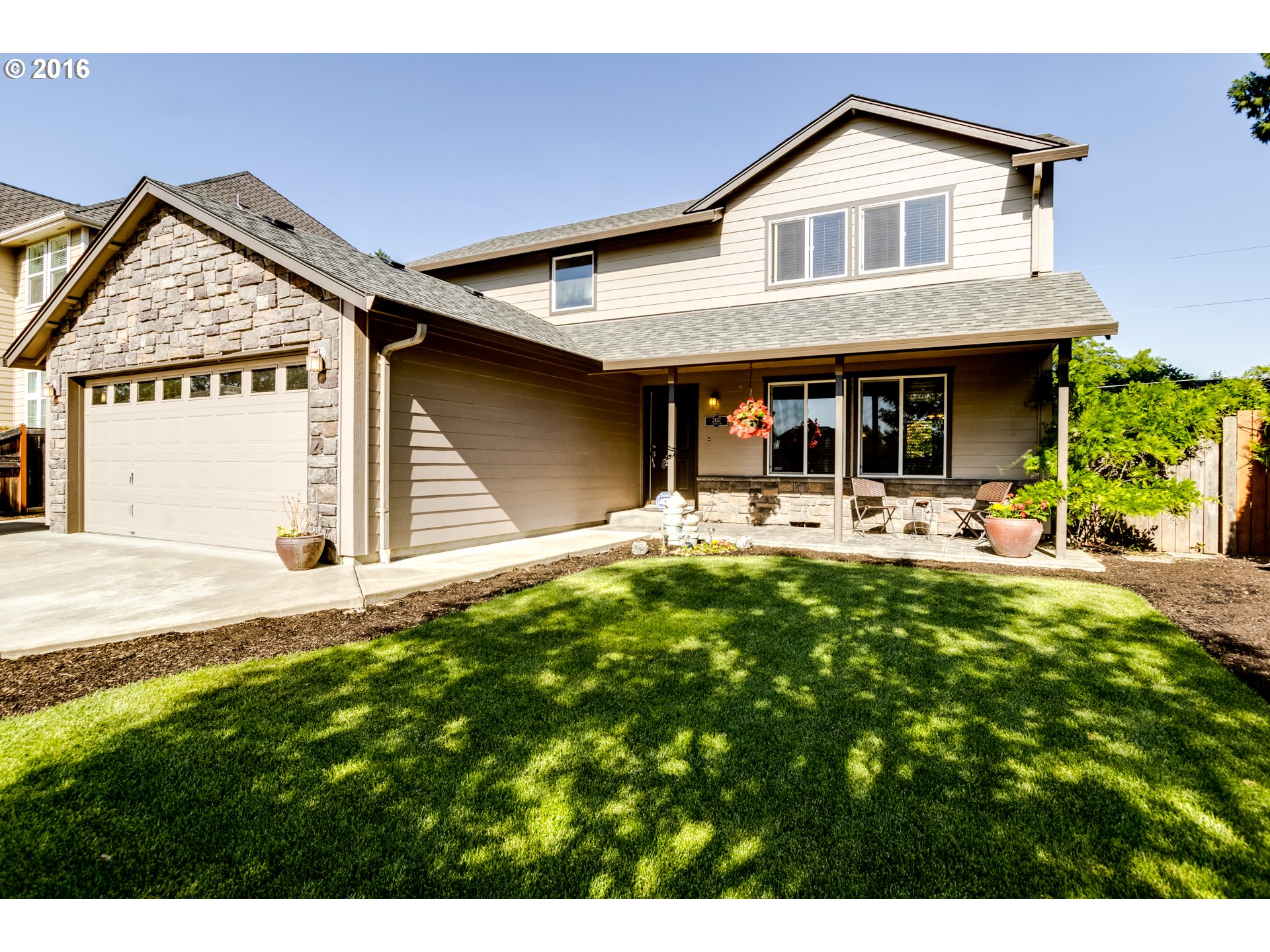 2437 Lenore Dr, Eugene, OR 97404 photo 1