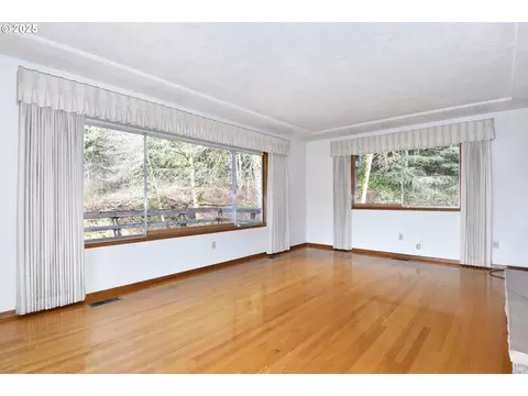 Living - 19955 SE Tillstrom Rd, Damascus, OR 97089 photo 1 of 2