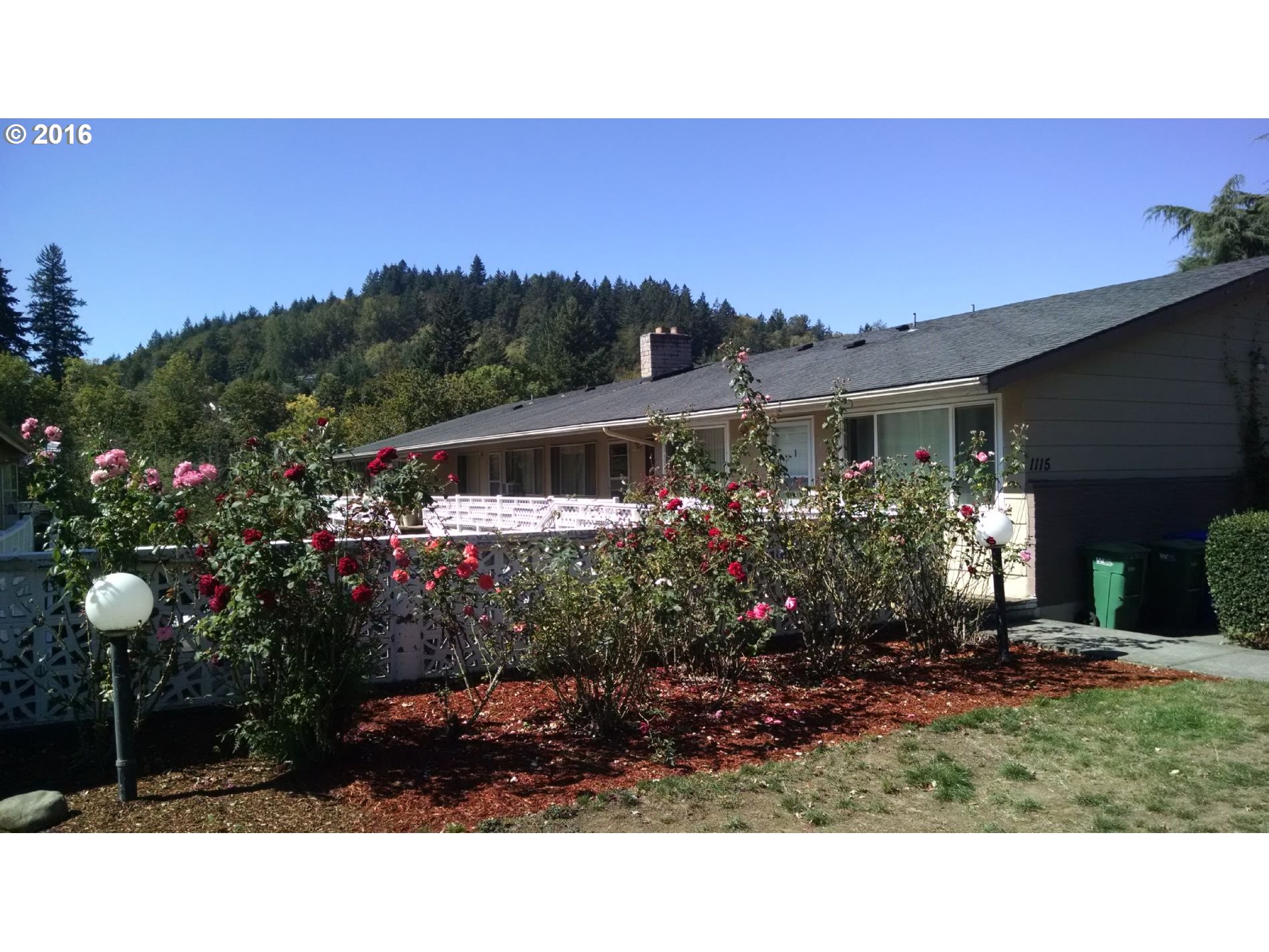 1115 SE Roberts Ave, Gresham, OR 97080 photo 1