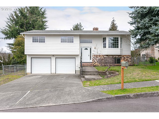 625 SE Hale Pl, Gresham, OR 97080 photo 1