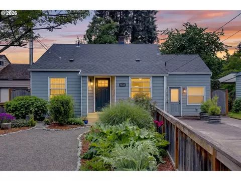 7340 N Willamette Blvd, Portland, OR 97203
