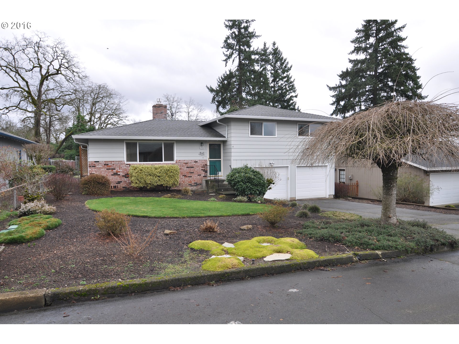 625 Stonehill Dr, Gladstone, OR 97027 photo 1