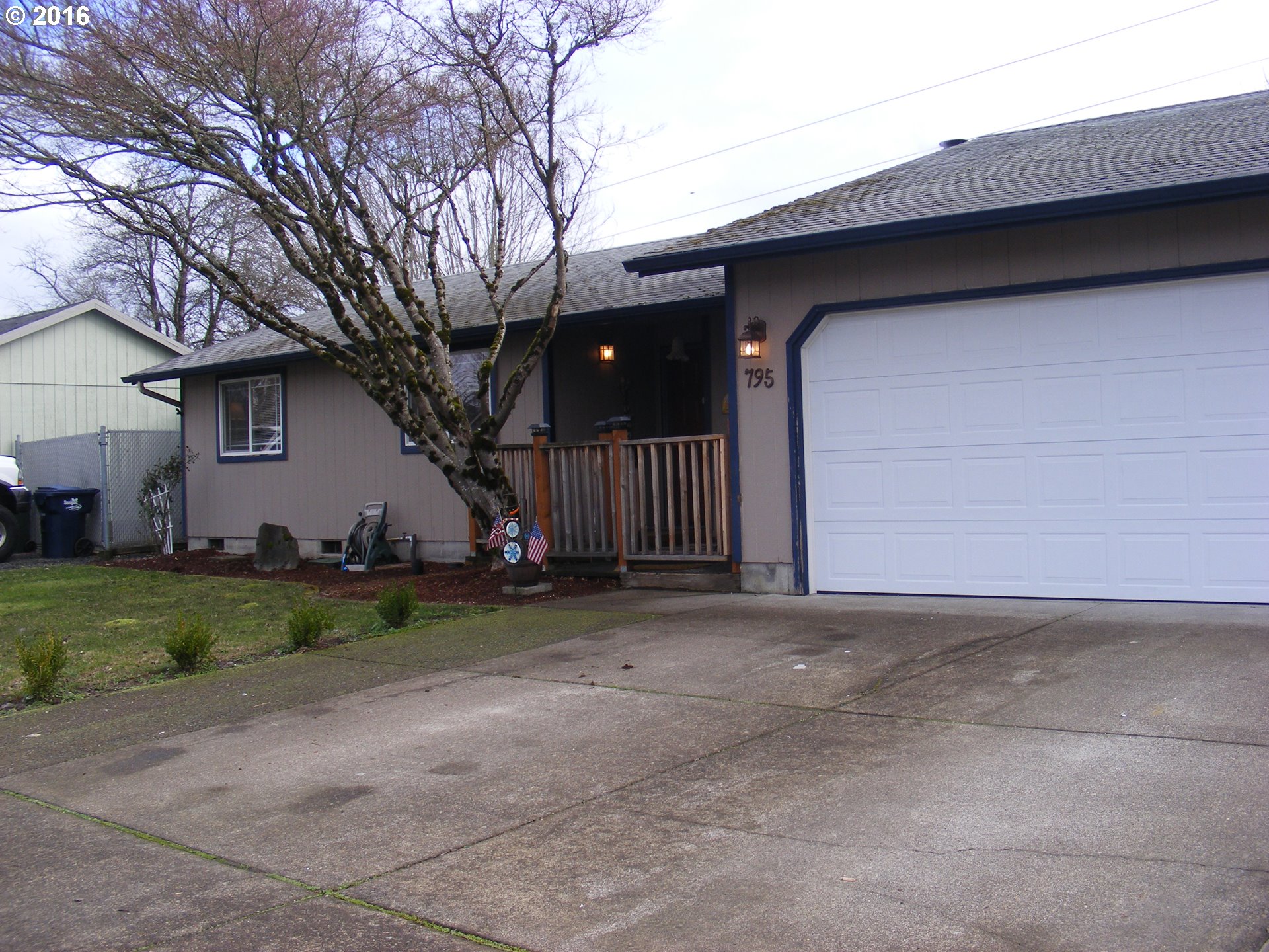 795 55th Pl, Springfield, OR 97478 photo 1