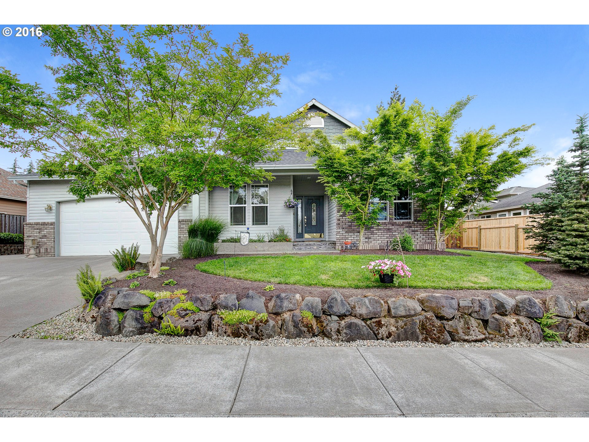 1234 SE Ironwood Ln, Gresham, OR 97080 photo 1