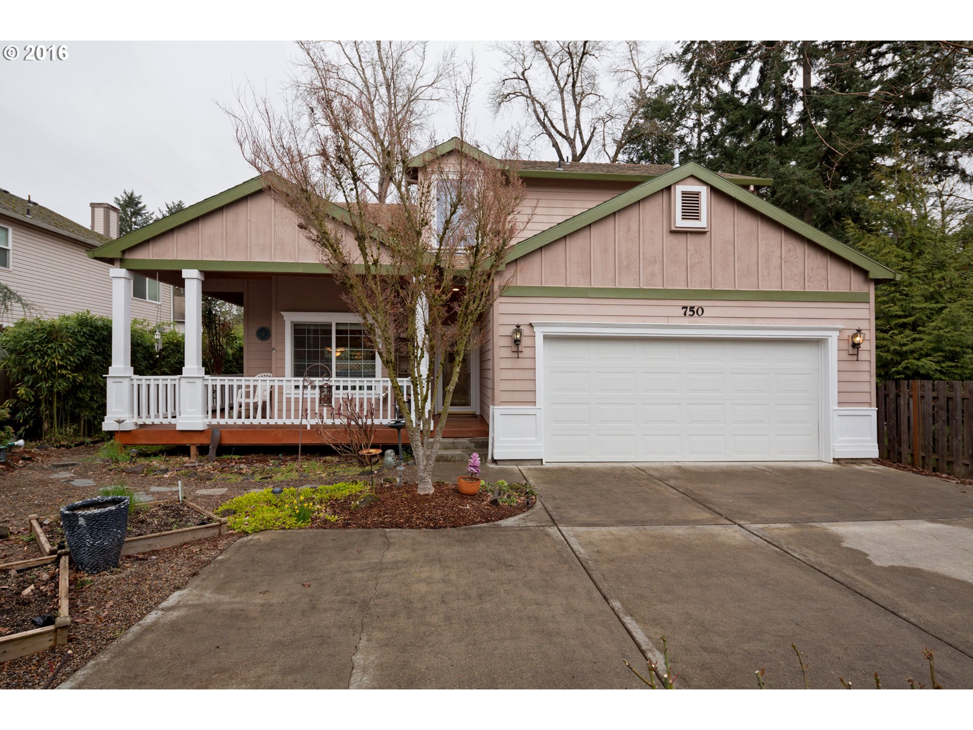 750 E Kenmore St, Gladstone, OR 97027 photo 1