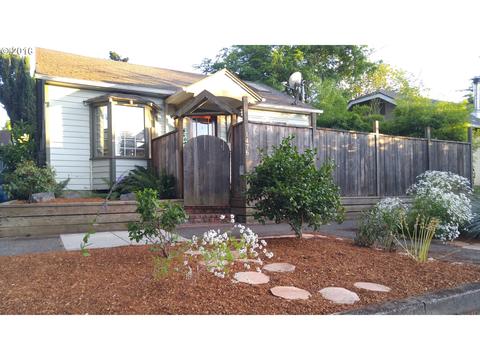 1476 W Broadway, Eugene, OR 97402 photo 1