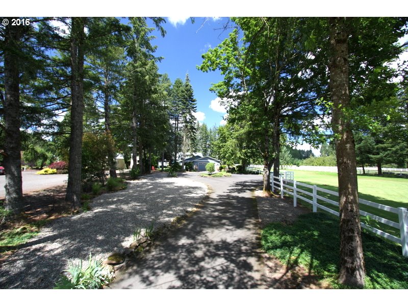 30375 SE Joette Dr, Boring, OR 97009 photo 1