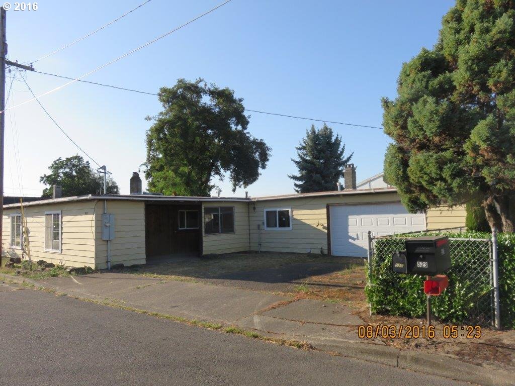525 E 2nd St, Molalla, OR 97038 photo 1