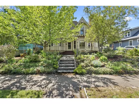 2022 N Willamette Blvd, Portland, OR 97217