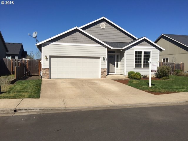 892 James Dr, Molalla, OR 97038 photo 1