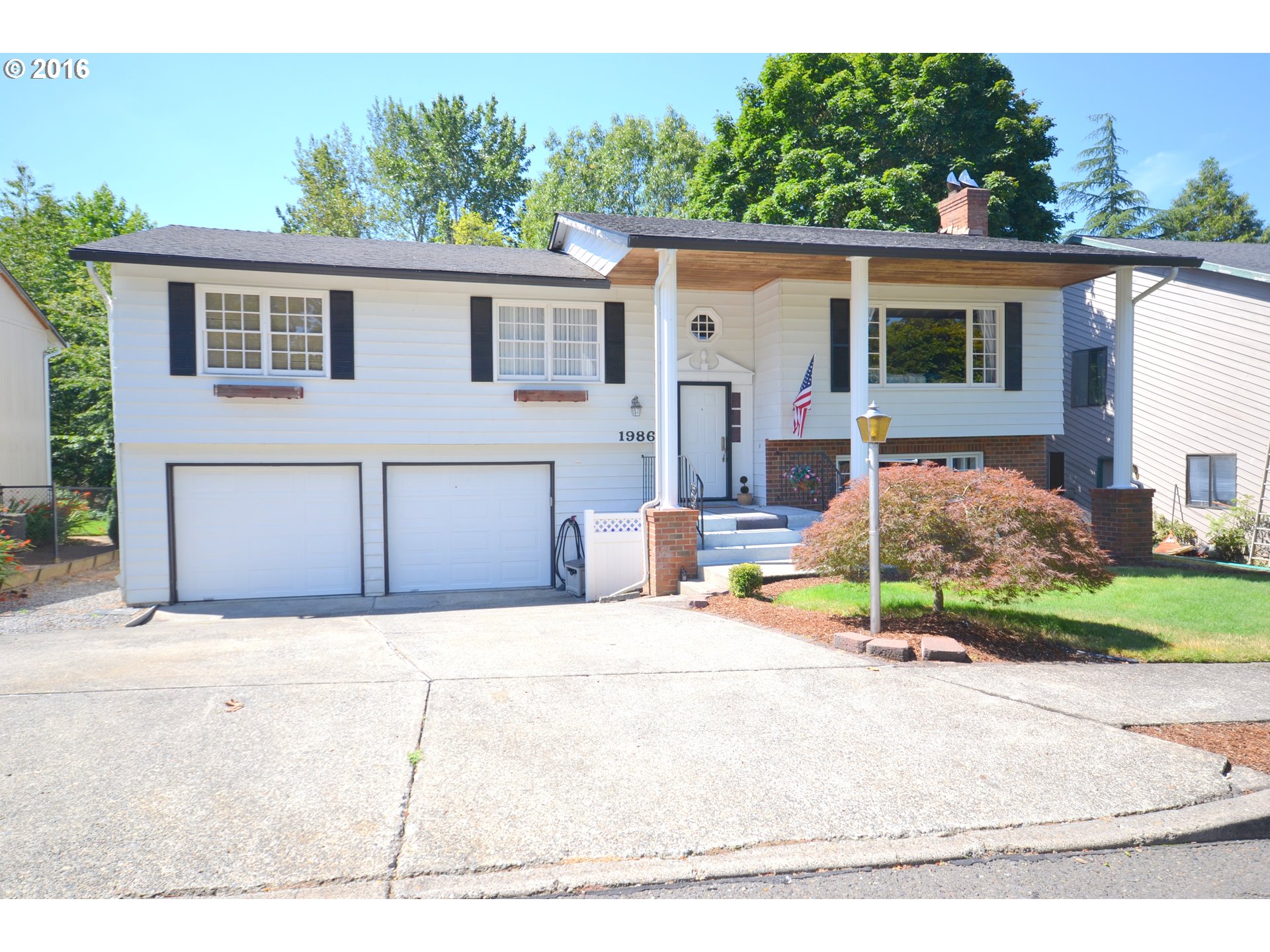 1986 SW 29th Dr, Gresham, OR 97080 photo 1