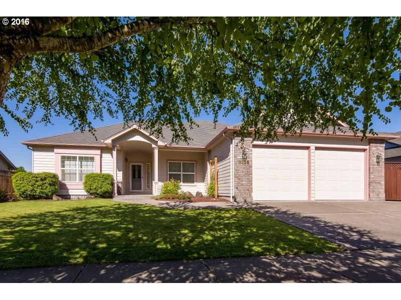 3266 Merryvale Rd, Eugene, OR 97404 photo 1