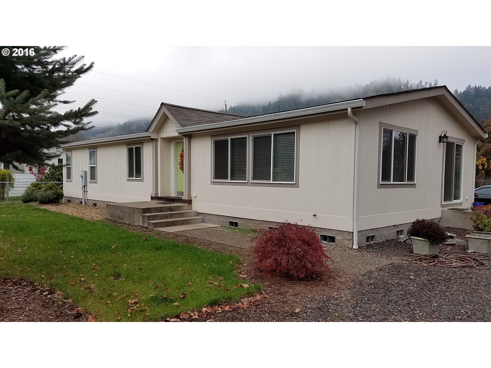 308 Payton Ave, Drain, OR 97435 photo 1
