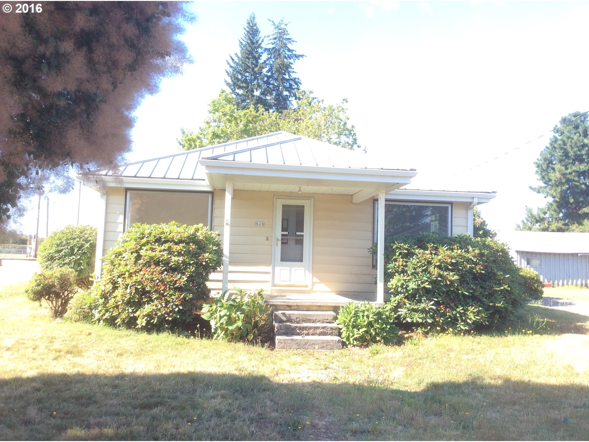 624 E Main St, Molalla, OR 97038 photo 1