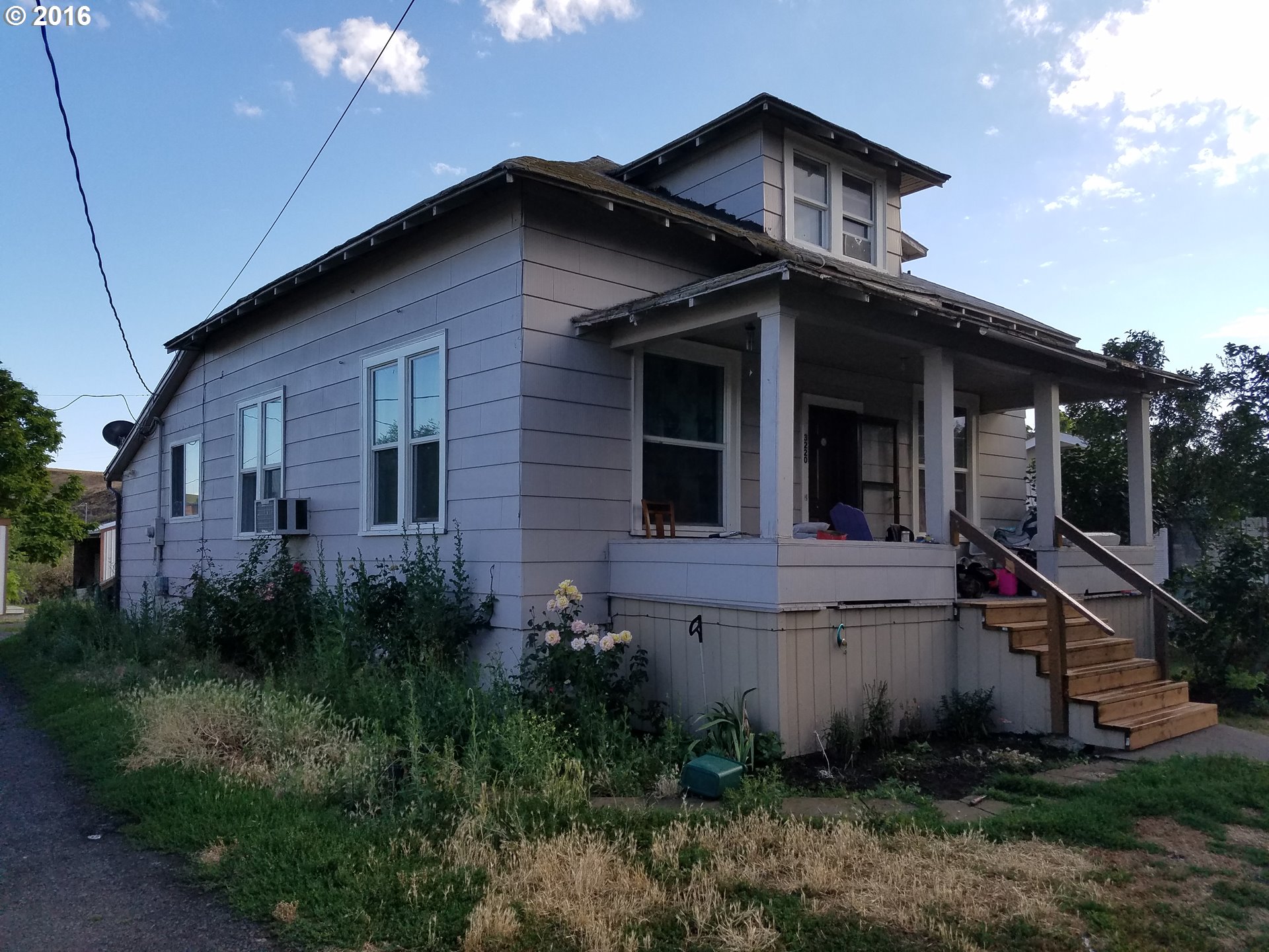 3220 NE Riverside Ave, Pendleton, OR 97801 photo 1