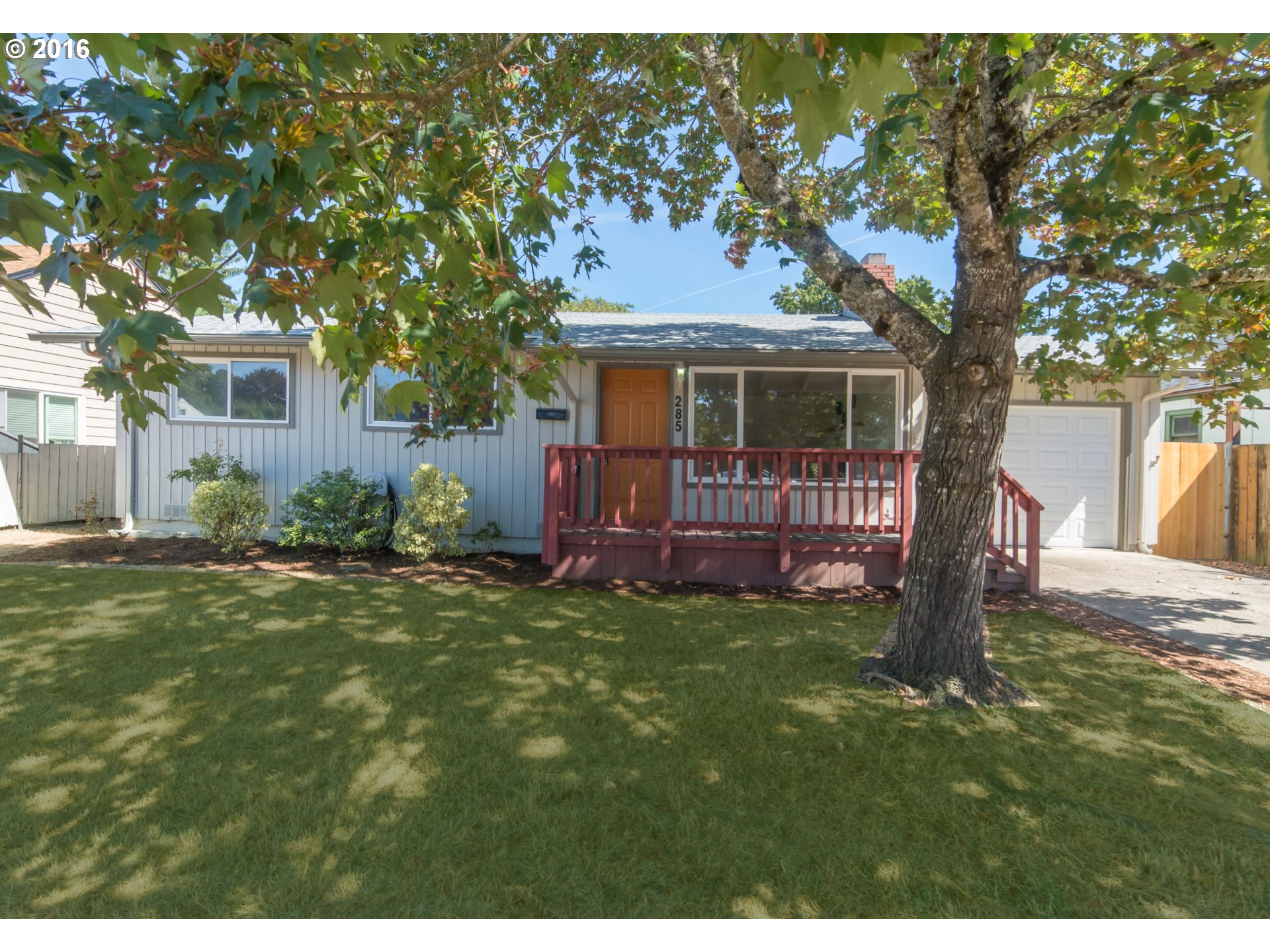 285 22nd St, Springfield, OR 97477 photo 1
