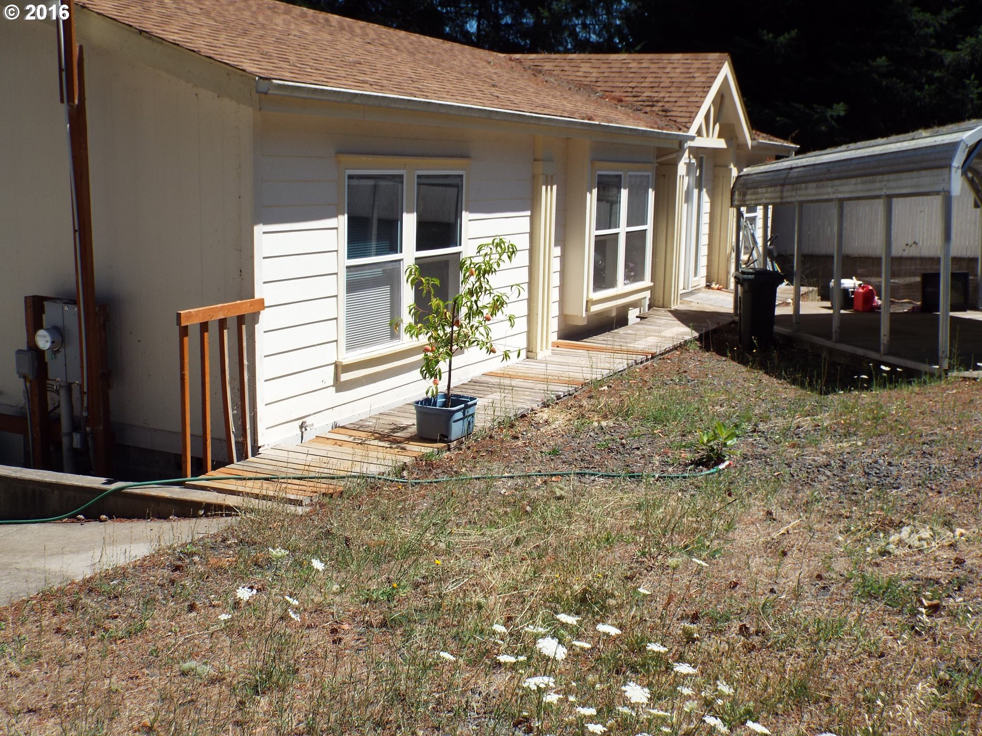 1005 Whipple Ct, Yoncalla, OR 97499 photo 1