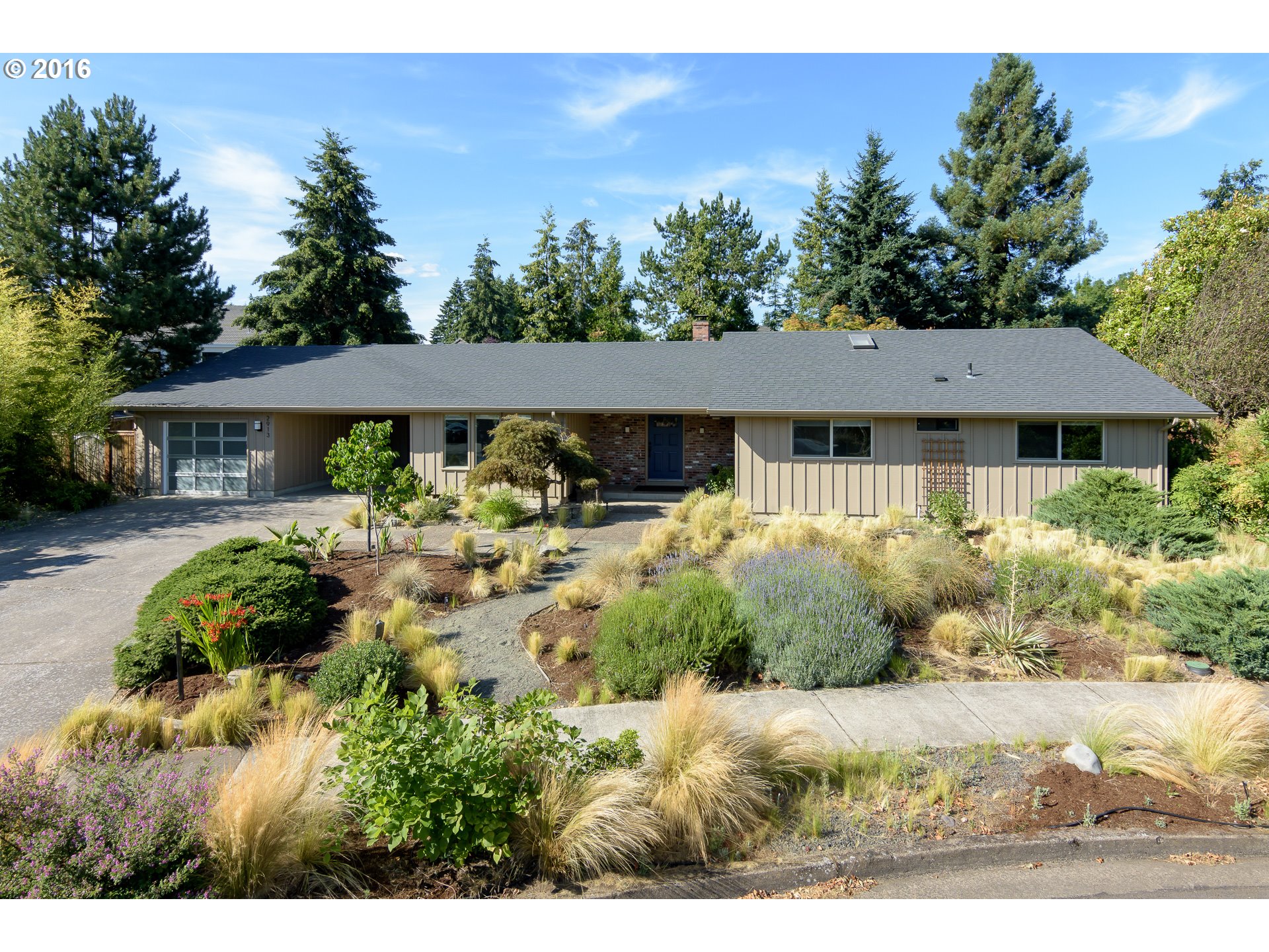 2913 Wingate St, Eugene, OR 97408 photo 1