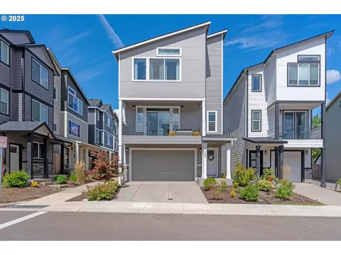 1484 N Steiwer Ln, Newberg, OR 97132