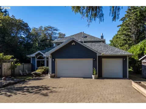 65 SE Schoolhouse St, Depoe Bay, OR 97341