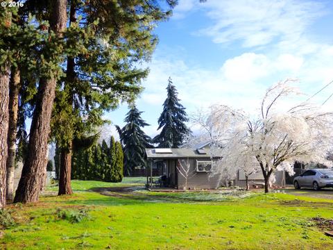 2061 W Irwin Way, Eugene, OR 97402 photo 1