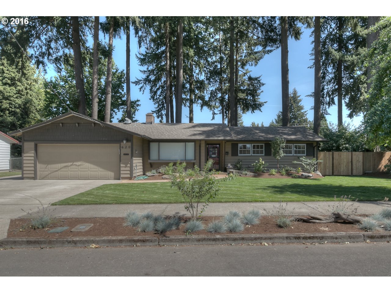 620 S Douglas St, Canby, OR 97013 photo 1