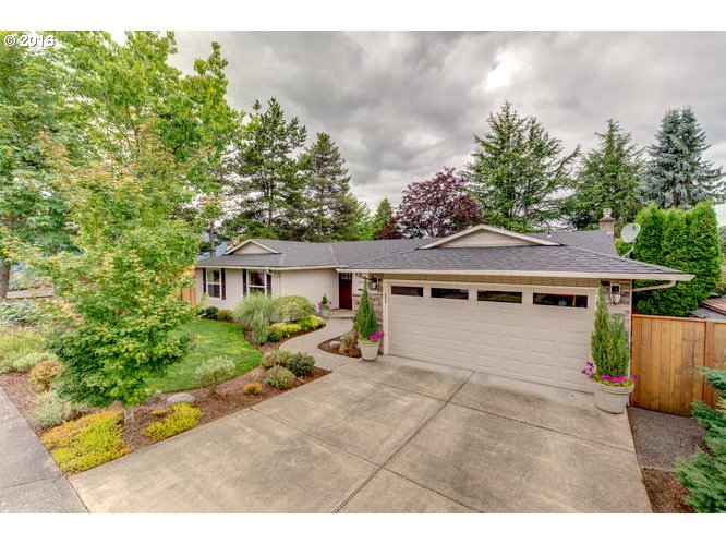 1595 SW Orchard Ave, Gresham, OR 97080 photo 1